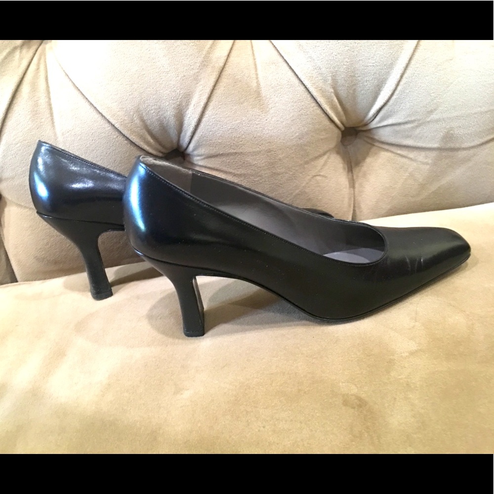Cute black heels